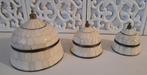 3 jewelry boxes  brass and bone  12x12, 9x9'7'5x7'5 cm, Sieraden, Tassen en Uiterlijk, Broches, 10 cm of meer, Brons, Gebruikt