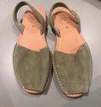 Toni Pons Espadrilles - Maat 40 - Groen, Kleding | Dames, Schoenen, Ophalen of Verzenden, Zo goed als nieuw, Groen, Espadrilles of Moccasins