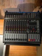 Behringer PMP4000 powered mixer / PA mengpaneel, Ophalen, Zo goed als nieuw, 10 tot 20 kanalen, Microfooningang