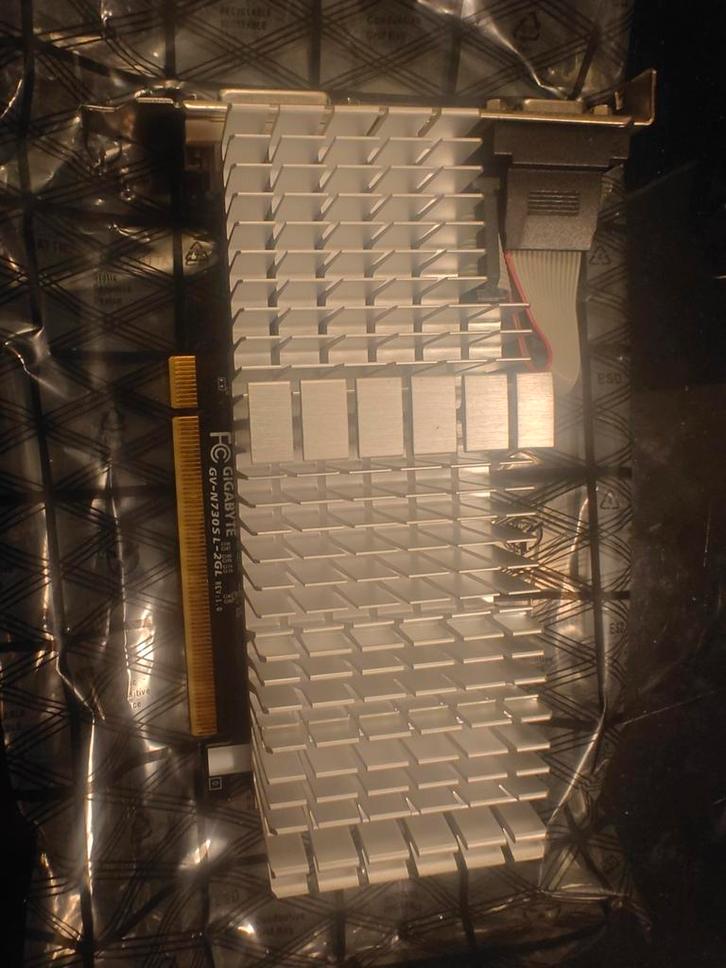 Nvidia Geforce GT 730 2GB Videokaart met HDMI, Computers en Software, Videokaarten, Zo goed als nieuw, Ophalen of Verzenden