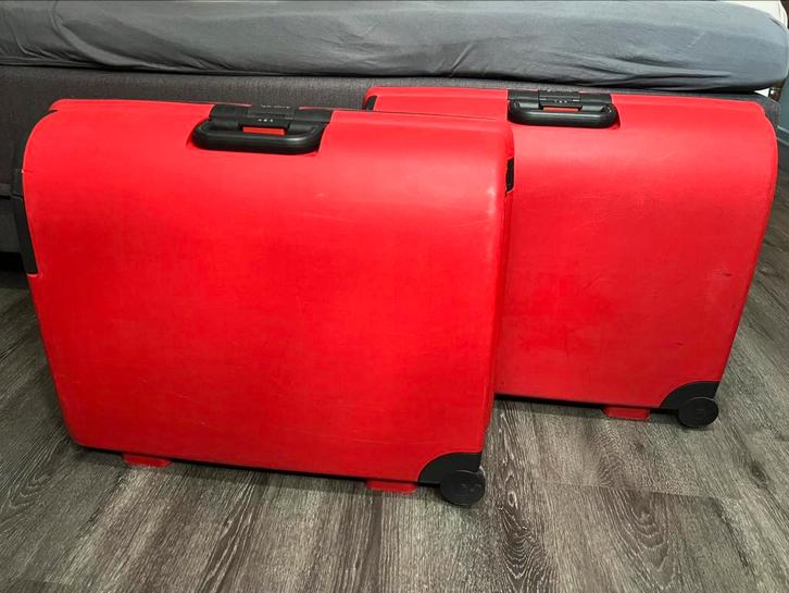 2 stuks Carlton hardcase koffers, Sieraden, Tassen en Uiterlijk, Koffers, Gebruikt, Hard kunststof, 70 cm of meer, 55 cm of meer