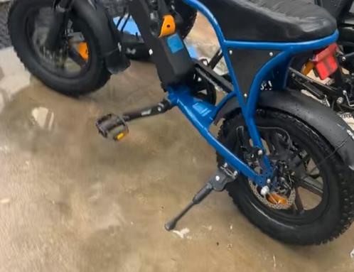 c80 mini blauwe, Fietsen en Brommers, Elektrische fietsen, Zo goed als nieuw, Overige merken, 50 km per accu of meer, Ophalen of Verzenden