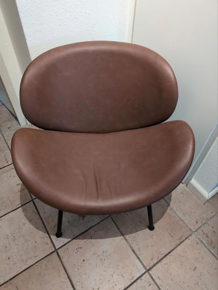 Mooie Bruine Fauteuil, Huis en Inrichting, Fauteuils, Zo goed als nieuw, Kunststof, Metaal, 50 tot 75 cm, 75 tot 100 cm, Ophalen of Verzenden