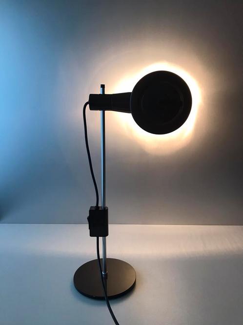 Conelight Limited England 60s desk lamp Homes R. design, Huis en Inrichting, Lampen | Tafellampen, Gebruikt, 50 tot 75 cm, Metaal