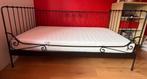 Zwart metalen bed 90 x 200 cm, Huis en Inrichting, Slaapkamer | Bedden, Ophalen, 90 cm, Eenpersoons, Zwart