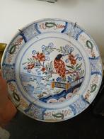 Antiek aardewerk  bordje    heeft professionele restauratie, Antiek en Kunst, Antiek | Keramiek en Aardewerk, Ophalen of Verzenden