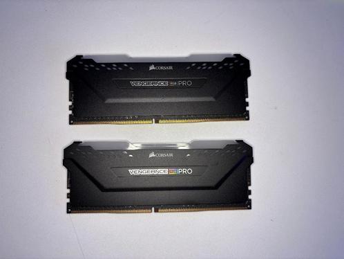Corsair Vengeance RGB Pro - 2 x 8 GB - DDR4 - 3200 mhz, Computers en Software, RAM geheugen, Zo goed als nieuw, Desktop, 16 GB