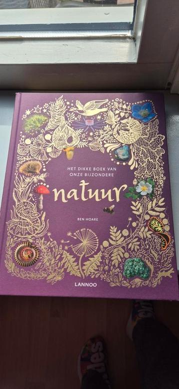 Ben Hoare - Het dikke boek van onze bijzondere natuur beschikbaar voor biedingen
