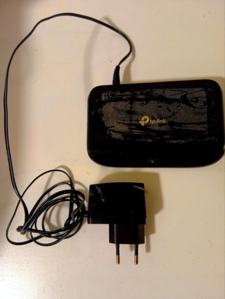 TP-Link TL-SG1005D Gigabit Switch 5-Poorts originele oplader, Computers en Software, Netwerk switches, Gebruikt, Ophalen of Verzenden