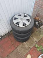 winterbanden op stalen velg Toyota aygo, Ophalen, 14 inch, Gebruikt, 155 mm