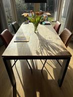 Mooie eetkamertafel met houten blad en metalen poten, Huis en Inrichting, Tafels | Eettafels, Ophalen, Gebruikt, 100 tot 150 cm