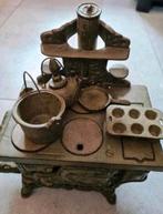 Antieke miniatuur keukentje in gietijzer Jaren 40´50,, Antiek en Kunst, Antiek | Speelgoed, Ophalen of Verzenden