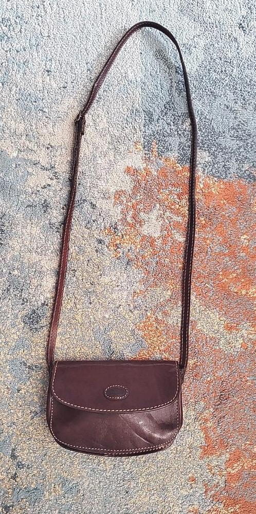 The Trend Italiaanse leren schoudertas gratis verzenden, Sieraden, Tassen en Uiterlijk, Tassen | Schoudertassen, Zo goed als nieuw