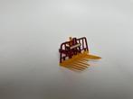 model Buckrake Grasvork Britains rood / geel, 1/32 bespeeld, Ophalen of Verzenden, Gebruikt, Tractor of Landbouw, Britains