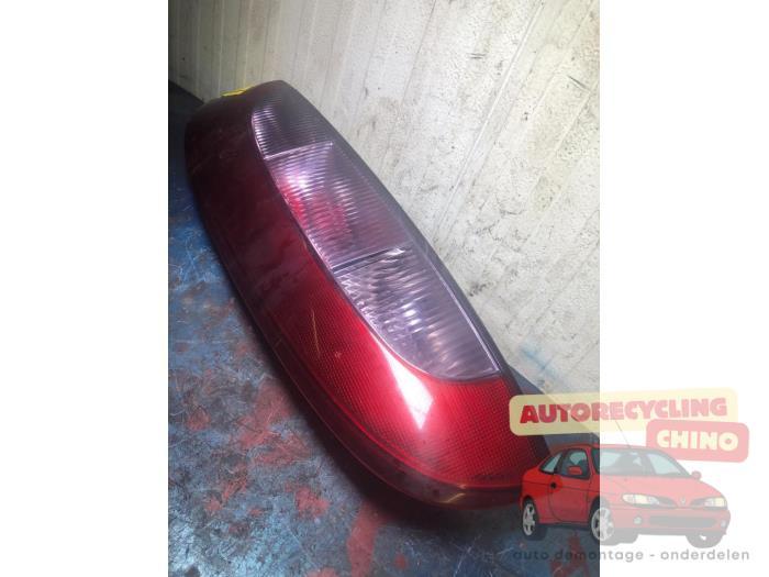 Achterlicht links van een Opel Corsa, Ophalen, Gebruikt, -, -