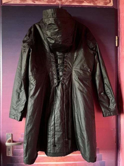 Super leuke soort regenjas met capuchon maat 46 nu 39,99€, Kleding | Dames, Jassen | Zomer, Gedragen, Maat 46/48 (XL) of groter