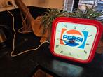 FIFTIES SIXTIES PEPSI KLOK MET VERLICHTING, Ophalen, Zo goed als nieuw