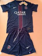 Nieuw PSG shirt + broek maat S nieuw, Sport en Fitness, Voetbal, Maat S, Ophalen of Verzenden, Nieuw, Shirt