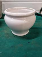 bloempot wit aardewerk rond, Tuin en Terras, Bloempotten, Ophalen of Verzenden, 'T Olde Gre-j, Info@toldegrej.nl, Endepoelstraat 20f Didam