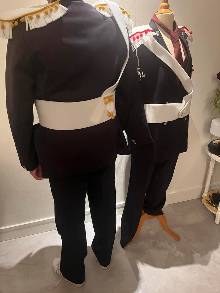 Leuke gendarmeriepakken, Kleding | Heren, Carnavalskleding en Feestkleding, Gedragen, Kleding, Maat 48/50 (M), Ophalen