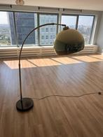 Hele mooie lamp met goud en de voet van marmer look, Huis en Inrichting, Lampen | Vloerlampen, Ophalen of Verzenden, Zo goed als nieuw