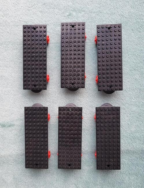 Lego trein wagon onderstellen (lang model) 16 x 6 studs., Kinderen en Baby's, Speelgoed | Duplo en Lego, Gebruikt, Lego, Losse stenen