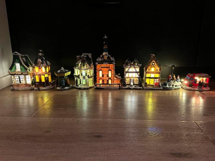 Kerstdorp Typisch Hollands - Verlichte huisjes, Diversen, Kerst, Zo goed als nieuw, Ophalen of Verzenden