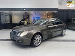 Mercedes-Benz E-klasse 230 V6 AUT Avantgarde Sport|Leder|PDC, Auto's, Automaat, Achterwielaandrijving, Gebruikt, Zwart