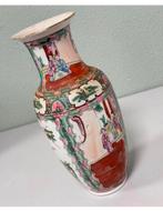 Antiek Famille Rose chinese Vaas Chinees medaillon Porselein, Antiek en Kunst, Antiek | Vazen, Ophalen of Verzenden