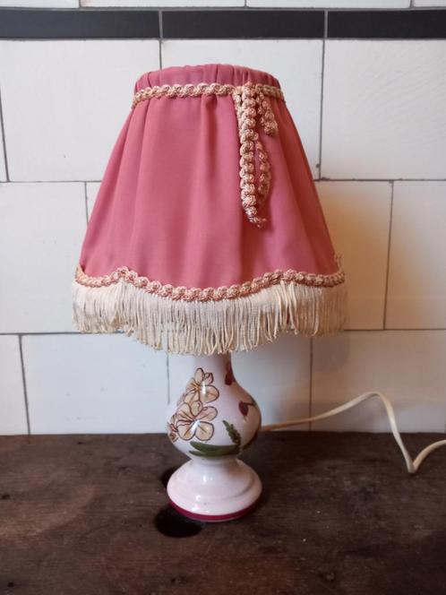 mooie oude staande lamp, Frans brocante schemer tafellamp, Antiek en Kunst, Curiosa en Brocante, Verzenden