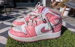 Nike Air Jordan Roze - Maat 36, Gebruikt, Meisje, Sportschoenen, Ophalen of Verzenden