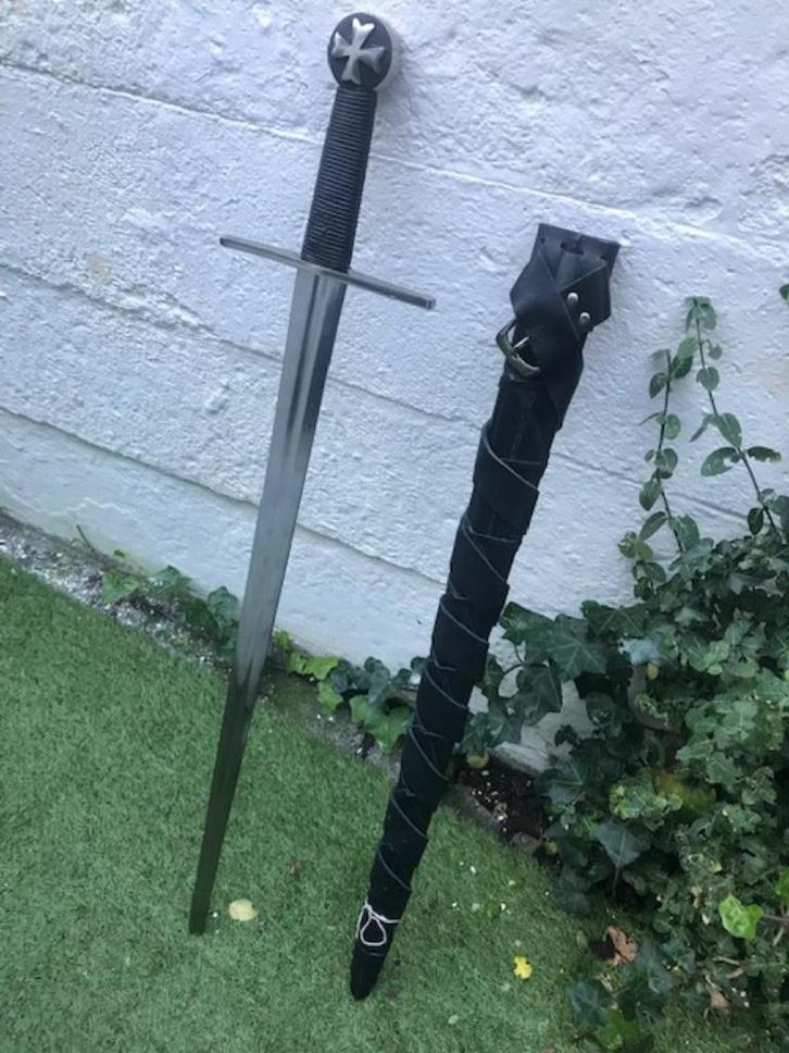 mooi metalen ridder zwaard/ slagzwaard, 98 cm lang, Verzamelen, Militaria | Algemeen, Zwaard of Sabel, Ophalen of Verzenden