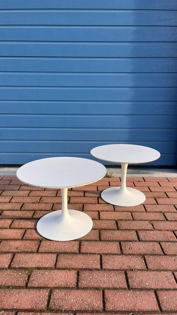 Knoll tulipe sidetables, Huis en Inrichting, Tafels | Bijzettafels, Zo goed als nieuw, Rond, Minder dan 55 cm, Ophalen of Verzenden