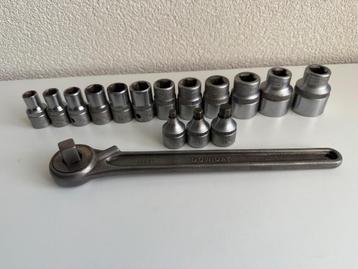 Hazet 900 doppenset + Dowidat ratel 1/2" beschikbaar voor biedingen