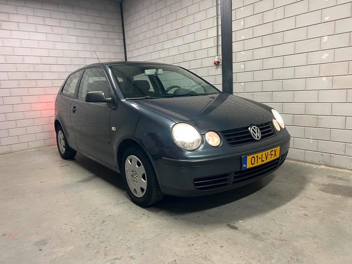 Volkswagen Polo 1.2 • 2003 • 167k km • CarPlay • Camera, Auto's, Volkswagen, Bedrijf, Polo, ABS, Achteruitrijcamera, Airbags, Airconditioning