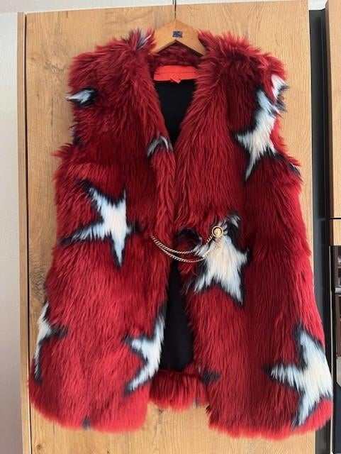 Tommy Hilfiger bodywarmer maat S vest fake fur bordeaux ster, Tommy Hilfiger Collection, Verzenden, Nieuw, Maat 36 (S)