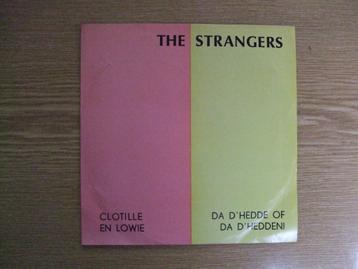 THE STRANGERS   CLOTILLE EN LOWIE / DA D'HEDDE OF DA D'HEDDE beschikbaar voor biedingen