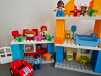 Duplo 10835 huis met auto en bewoners, Ophalen of Verzenden, Gebruikt, Duplo