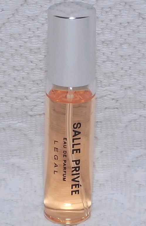 Salle Privee Legal Eau de Parfum, Sieraden, Tassen en Uiterlijk, Uiterlijk | Parfum, Nieuw, Verzenden
