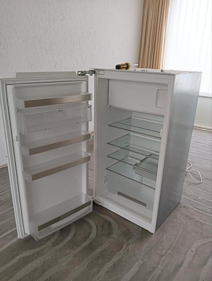 Siemens Inbouw Koelkast, Witgoed en Apparatuur, Koelkasten en IJskasten, Gebruikt, Met vriesvak, Energieklasse A of zuiniger, Ophalen