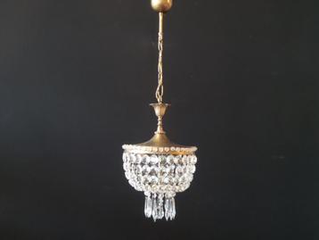 Hanglamp, klein zakje met hangende ijspegels onderaan. beschikbaar voor biedingen