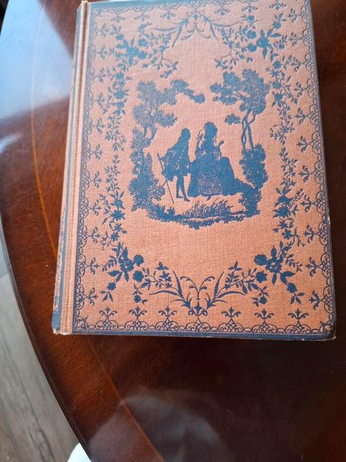 Hoepelrok en Pruikentooi - A A van Schelven - 18e eeuw, Boeken, Oorlog en Militair, Gelezen, Voor 1940, Ophalen of Verzenden