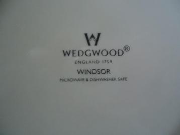 4 WEDGWOOD diner borden z.g.a.n beschikbaar voor biedingen