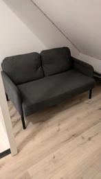 Grijze tweepersoonsbankje, Huis en Inrichting, Banken | Bankstellen, Ophalen, 150 tot 200 cm, Tweepersoons, 75 tot 100 cm