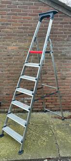 Te koop Altrex trap, Ophalen, Zo goed als nieuw, Minder dan 2 meter