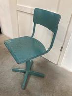 Vintage industrieel stoeltje/oude schoolstoel, Gebruikt, Blauw, Ophalen of Verzenden, Eén