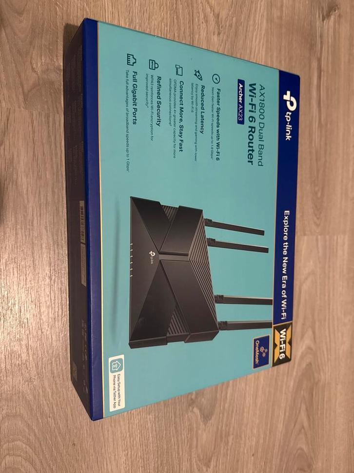 AX1800 Dual Band WiFi Router - Zo Goed Als Nieuw, Computers en Software, Routers en Modems, Zo goed als nieuw, Router, Ophalen of Verzenden