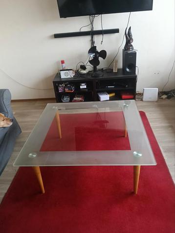 Glazen salon tafel