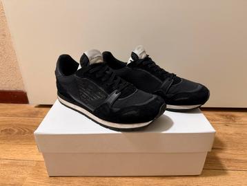 Emporio Armani Sneakers - Maat 42 beschikbaar voor biedingen