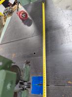 Vintage Lintzaagmachine, Ophalen